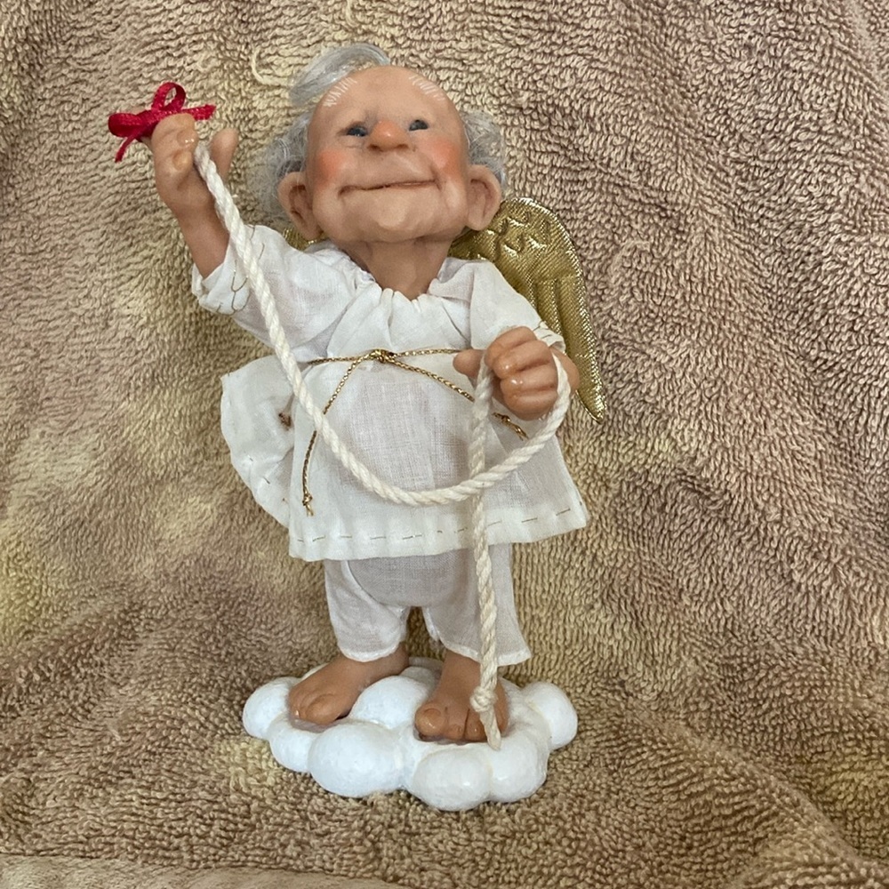 Reminder Angel Remember Christmas Simmons Figurines